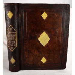 A Travers le Turkestan Russe: Ouvrage Illustre de 265 Gravures d'apres les Cliches de l'auteur et Contenant une Carte en Couleurs